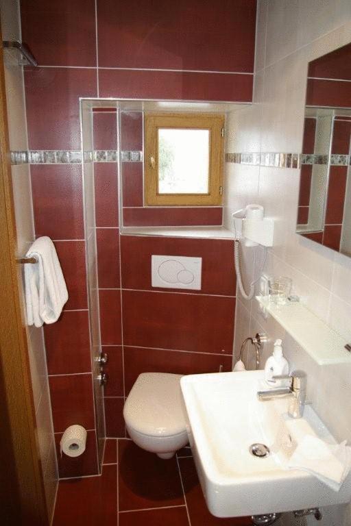 Hotel Alter Posthof シュパイ エクステリア 写真