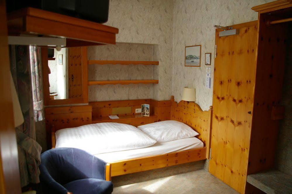 Hotel Alter Posthof シュパイ エクステリア 写真